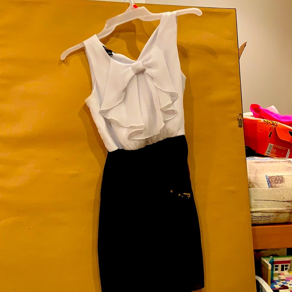 Girls dress, size 10